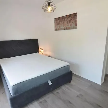 Vrt Pod Zvijezdama Appartamento Novigrad Istria
